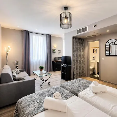Notre Dame - Apartman *