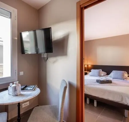 Notre Dame - Apartment *