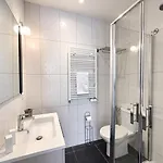 Apartment Notre Dame - *